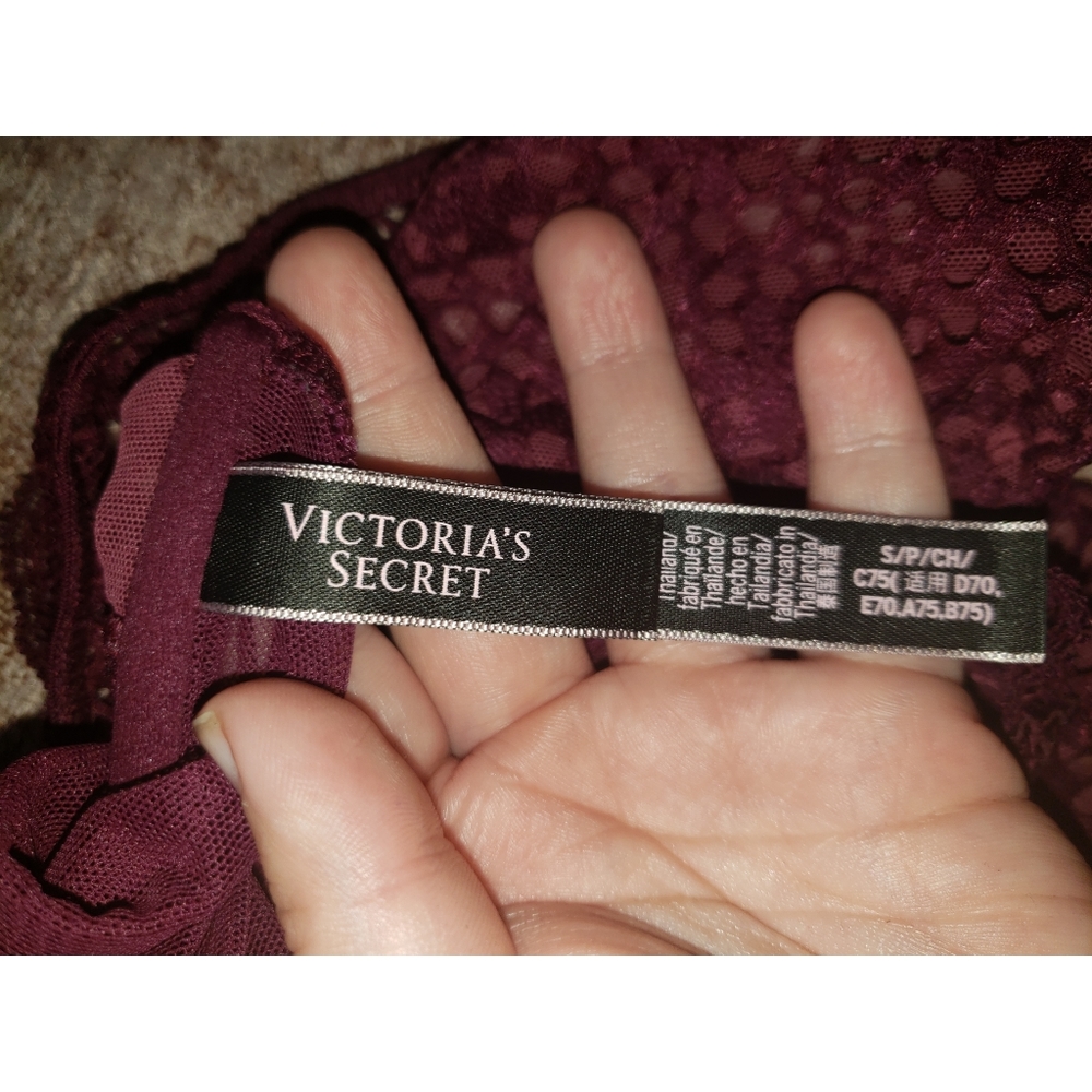 Victoria's Secret Very Sexy Burgundy Bralette - Picture 4 of 5